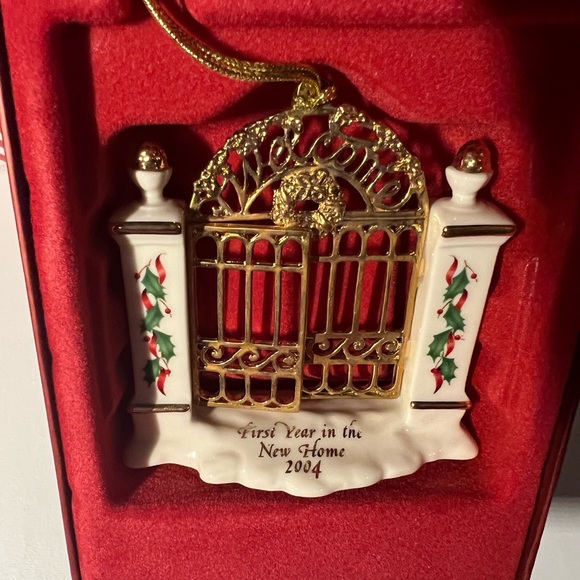 NIB Lenox 2004 First Year in the New Home  Welcome Christmas Ornament Tree - Picture 6 of 6